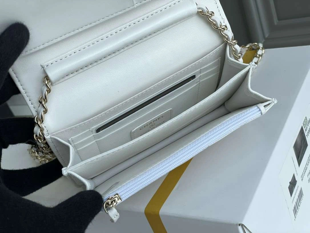 *MOMO---mini woc Lambskin item : A-B00G2612