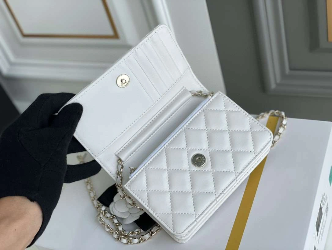*MOMO---mini woc Lambskin item : A-B00G2612