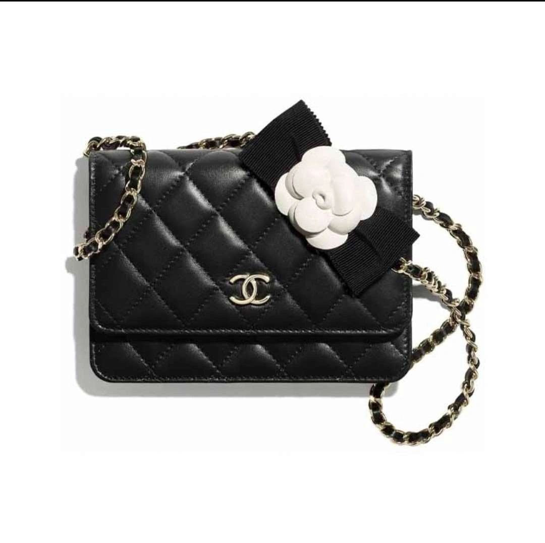 *MOMO---mini woc lambskin item : 00B78G2305