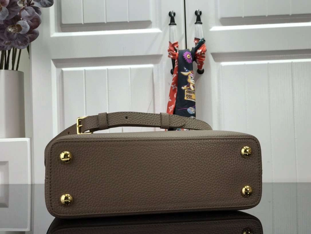 *MOMO-- n98387 cowhide item : A-B174H0202