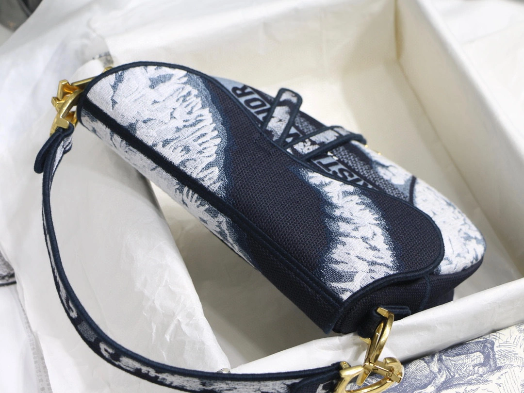 MOMO-- saddle Oblique M9001 Be a classic with classics item : 063B003018
