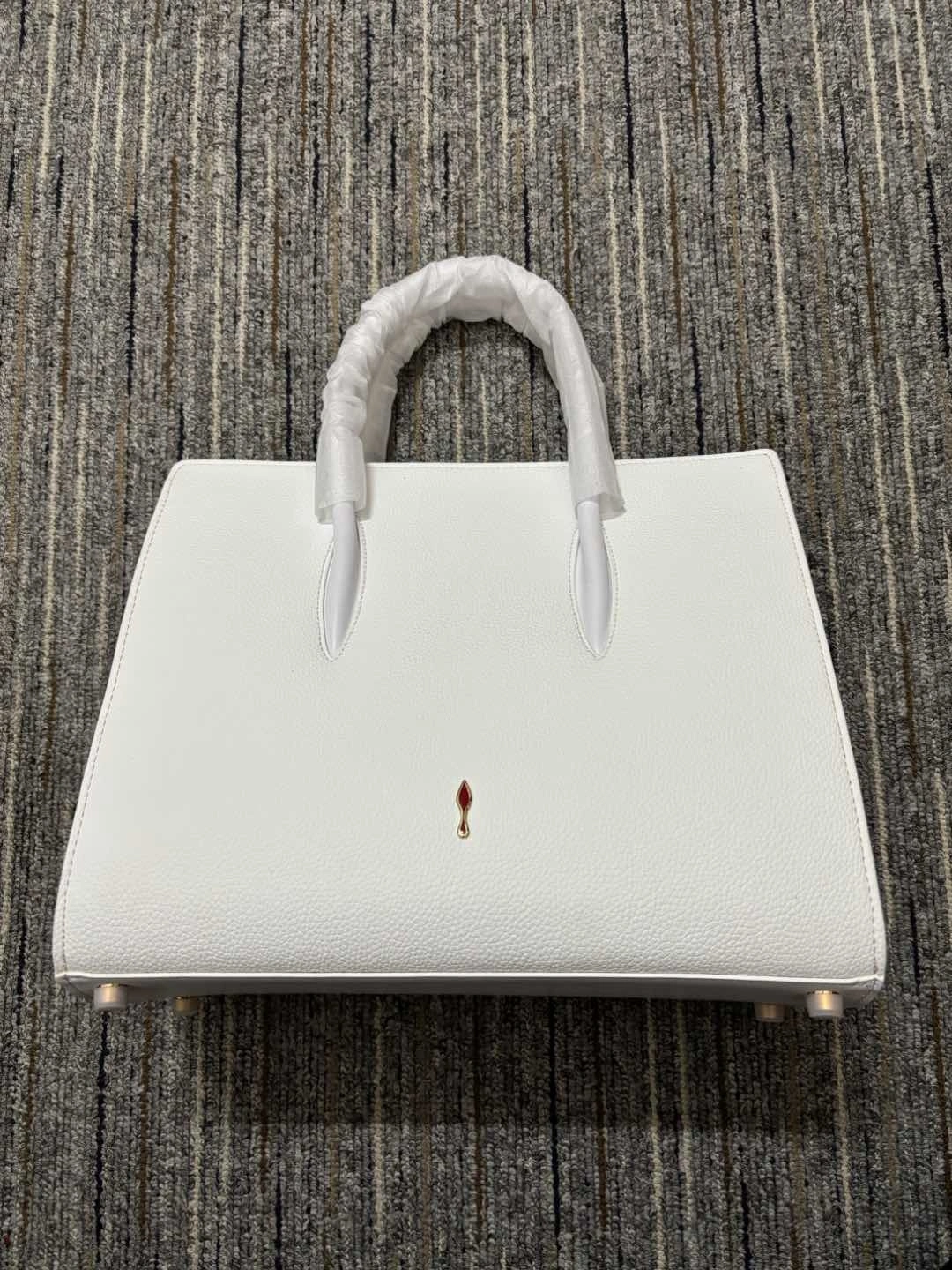 &MOMO--0ther brands highquality version 3615485321624 2colour item:E-B000H2099-2T