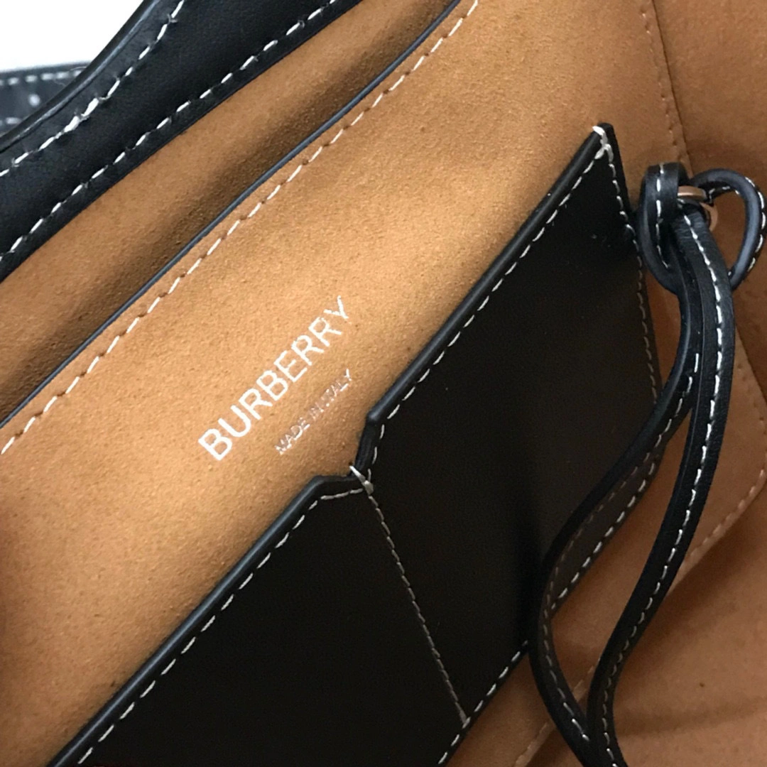 MOMO- 100%Calfskin item : A-B278L0139