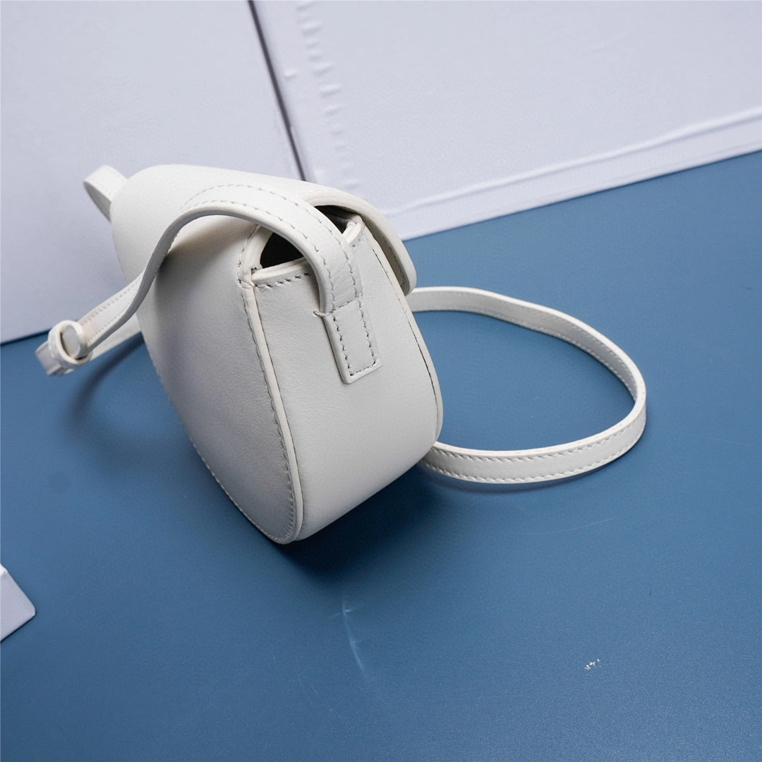 MOMO- 10J303DPQ-01BC 2022 cowhide item：B-B000F1533C