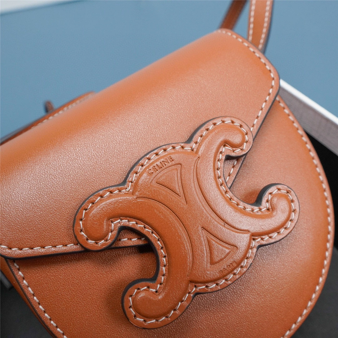MOMO- 10J303DPQ-04LU 2022 cowhide item：B-B000F1535C