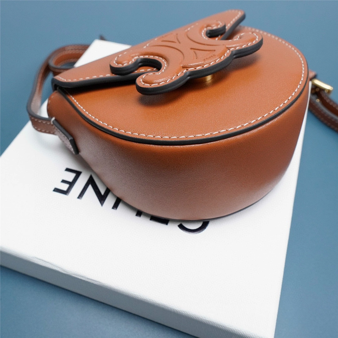 MOMO- 10J303DPQ-04LU 2022 cowhide item：B-B000F1535C