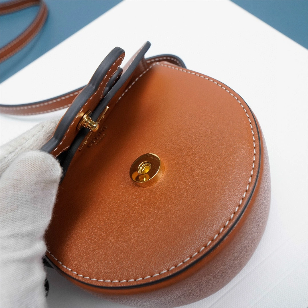 MOMO- 10J303DPQ-04LU 2022 cowhide item：B-B000F1535C
