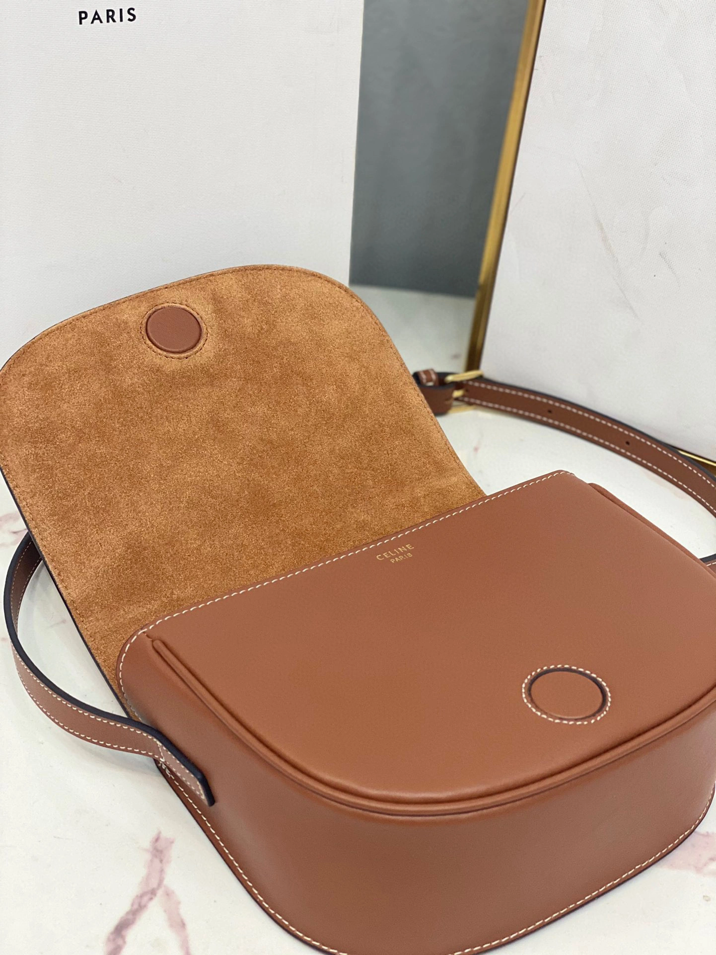 MOMO- 198263DU9-04LU 22s CUIR TRIOMPHE FOLCO CUIR TRIOMPHE item：B-B000F1620C