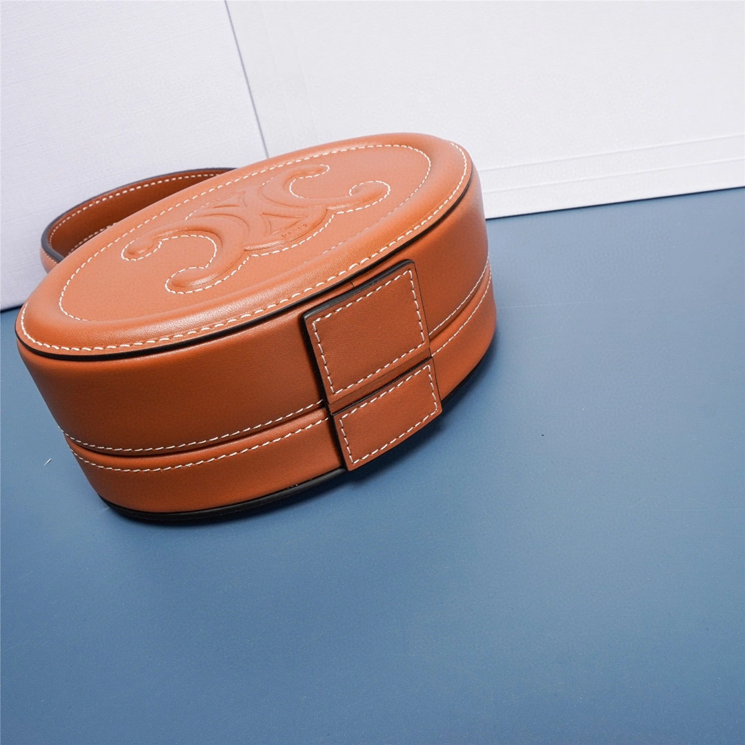 MOMO- 198613DU6-04LU CUIR TRIOMPHE item：B-B000F1602C