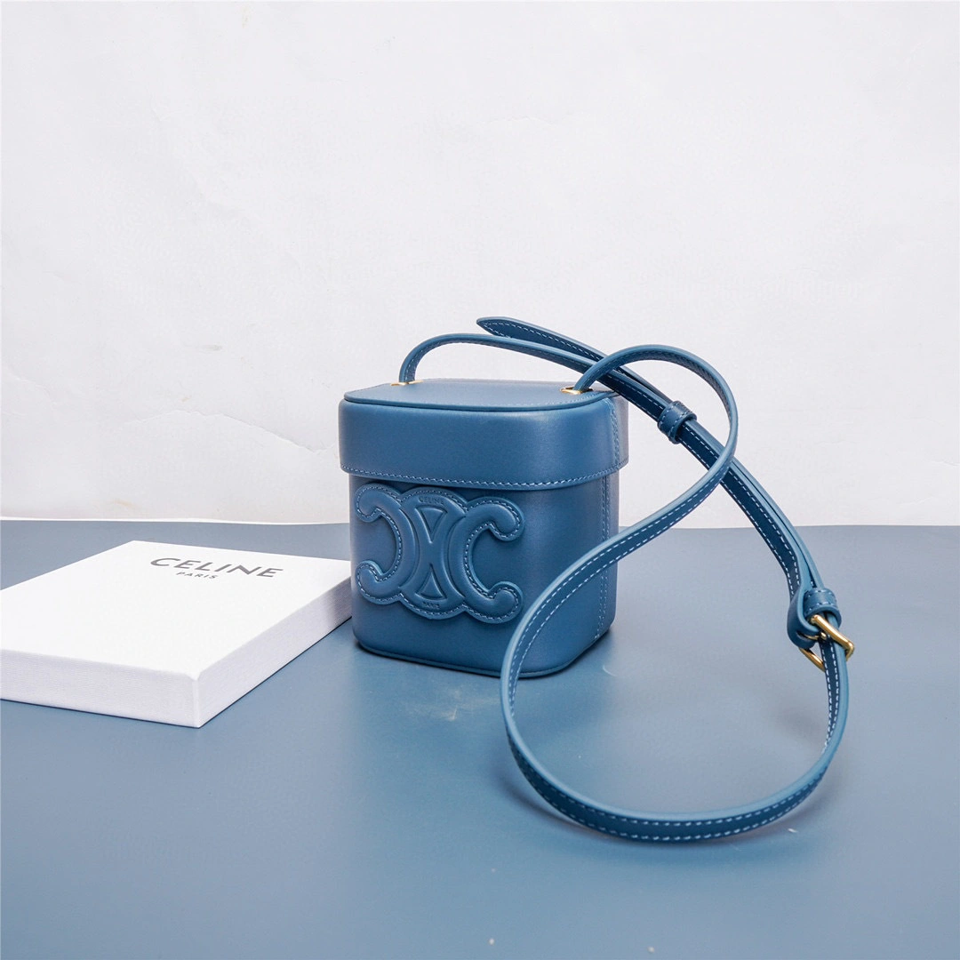 MOMO- 199263DU3-07DD BOX TRIOMPHE cowhide item：B-B000F1529C