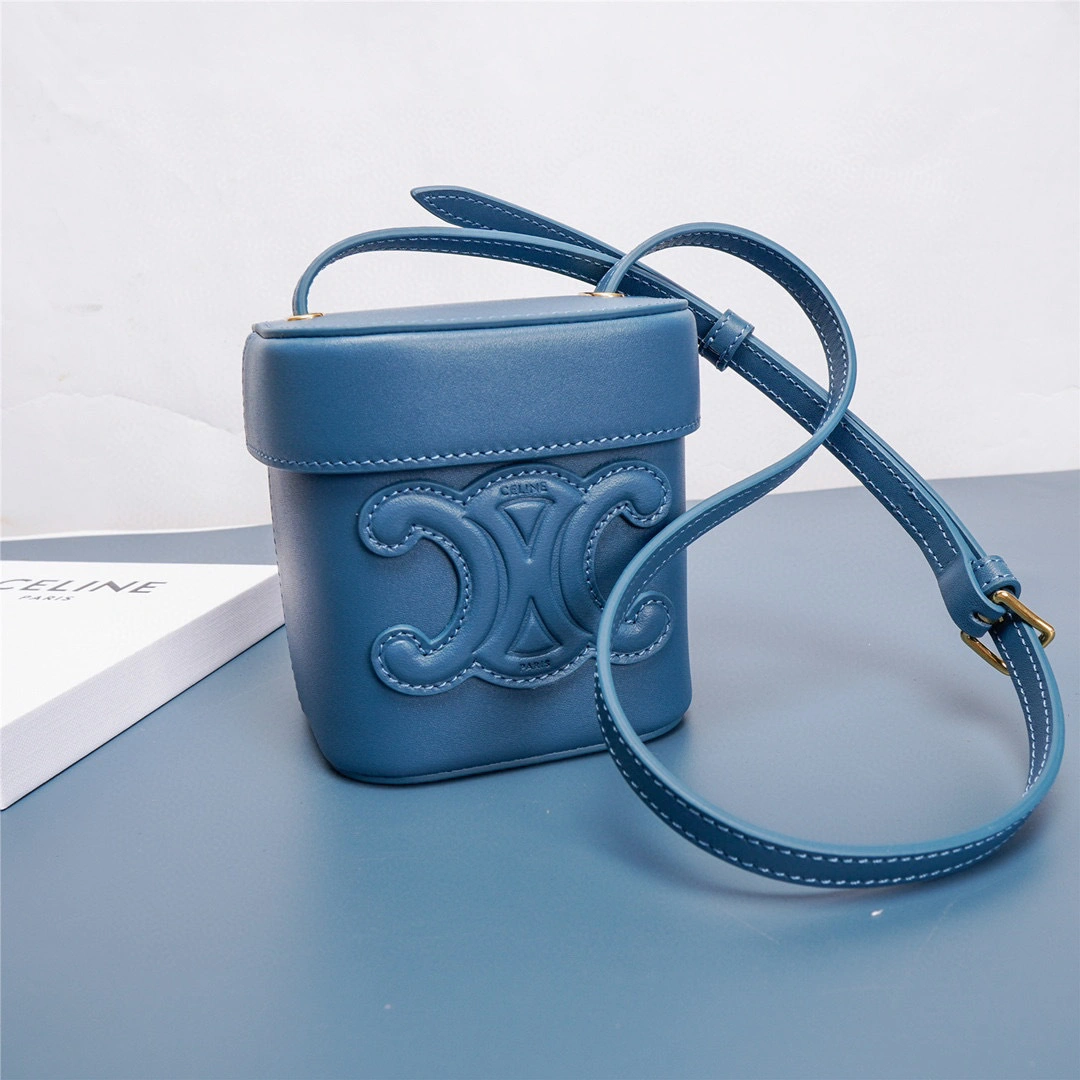 MOMO- 199263DU3-07DD BOX TRIOMPHE cowhide item：B-B000F1529C