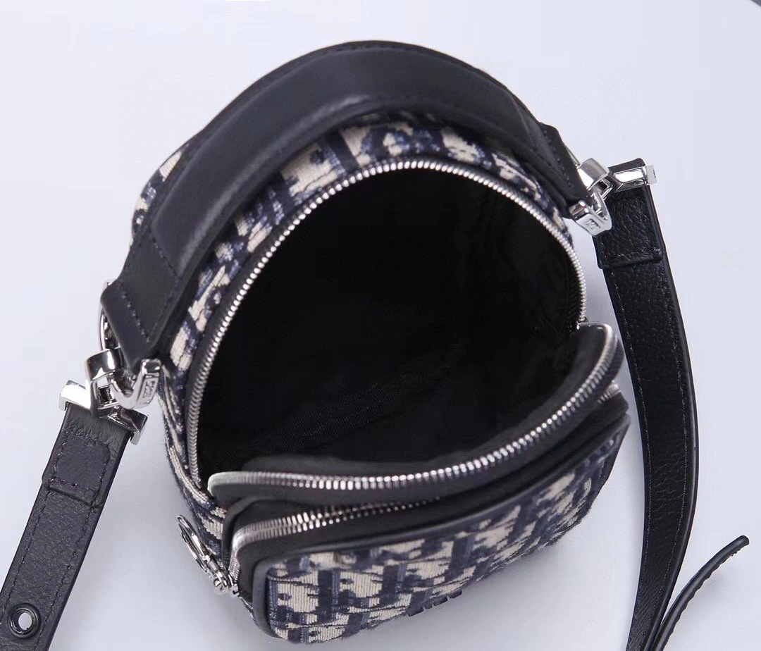 MOMO- 1ADPO081 item:A-B063L2571