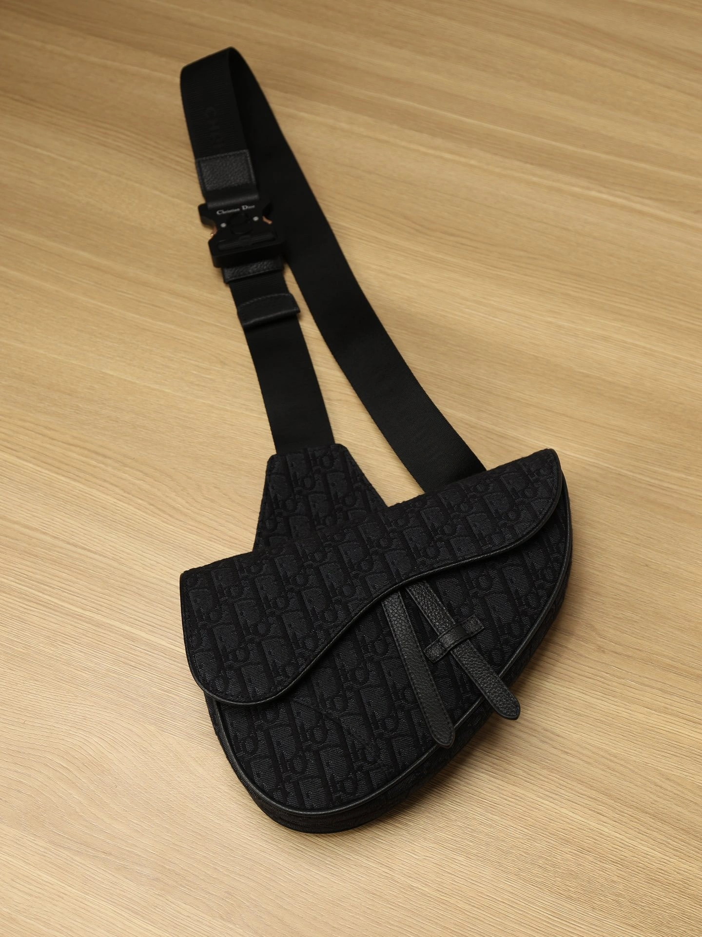 &MOMO- 1ADPO093YKY-H00N high quality version item：C-B482I2542V