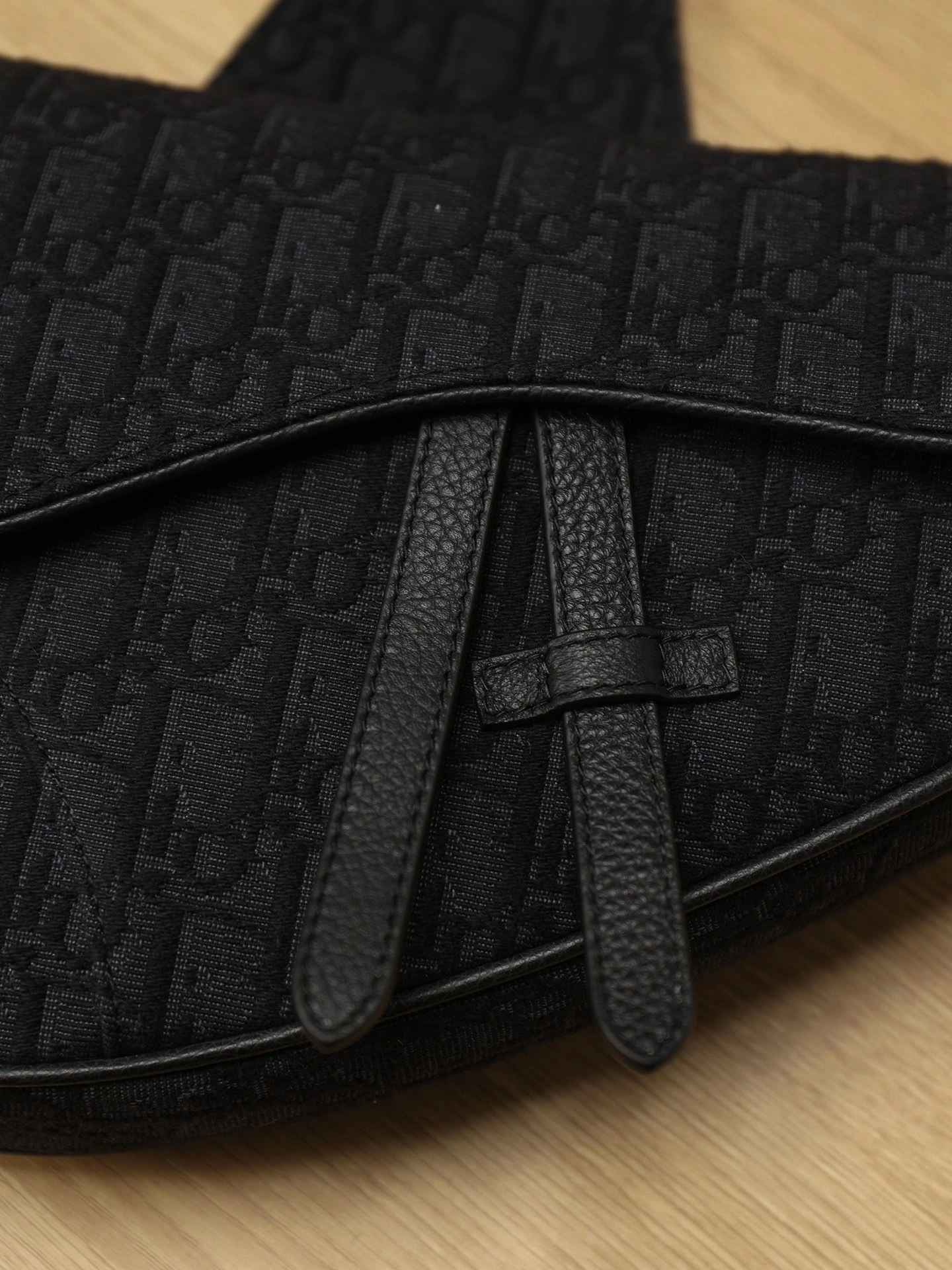 &MOMO- 1ADPO093YKY-H00N high quality version item：C-B482I2542V