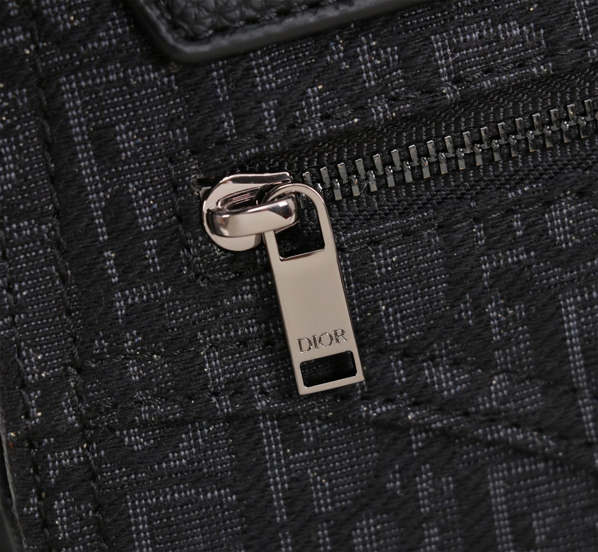 MOMO- 1ADPO095YKY-H00N item：C-B106H1711R