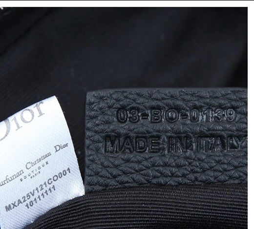 MOMO- 1ADPO131 item:A-B063L2556