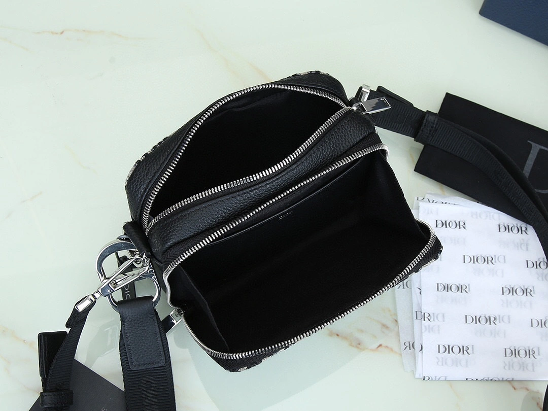 MOMO- 1ADPO131 item:A-B063L2556