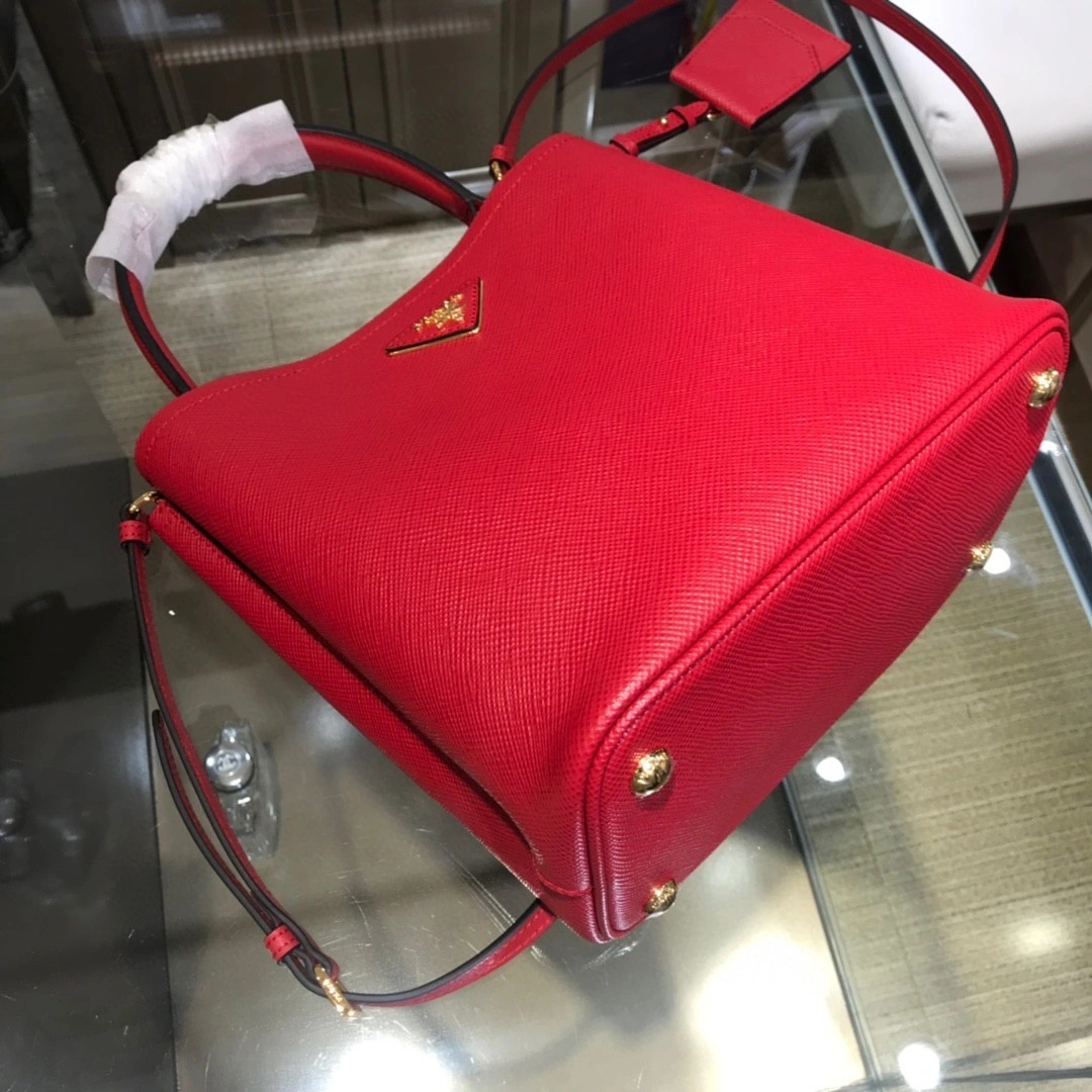 MOMO- 1BA212-2ERX-F0CF5-V-OOO cowhide item : B-B598E1525W
