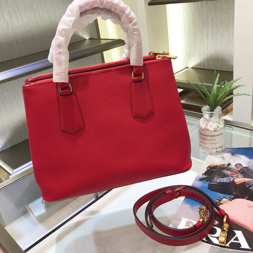 MOMO- 1BA232-2A4A-F068Z-V-OOO Galleria Saffiano item : B-B598E1523W