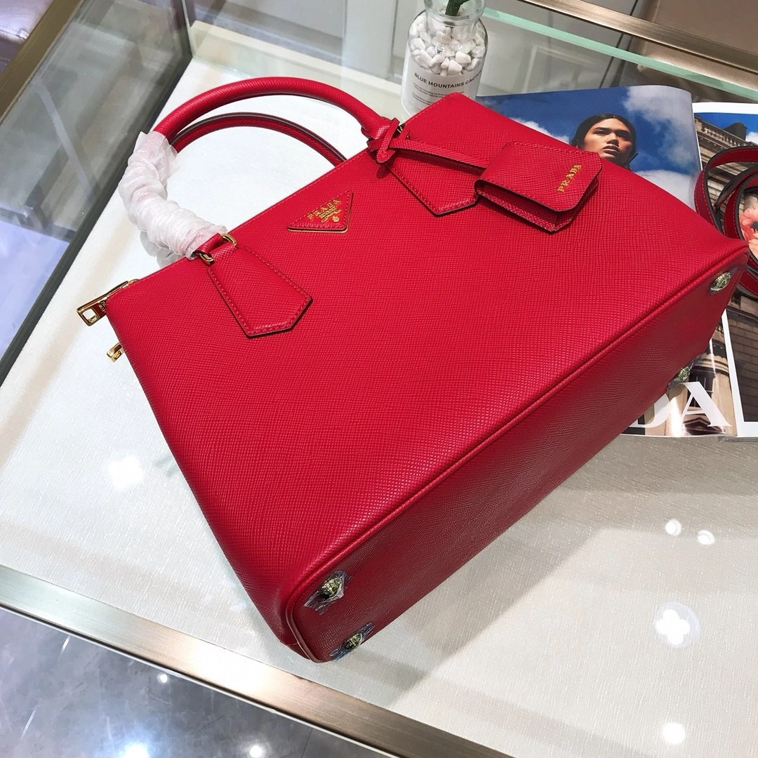 MOMO- 1BA232-2A4A-F068Z-V-OOO Galleria Saffiano item : B-B598E1523W
