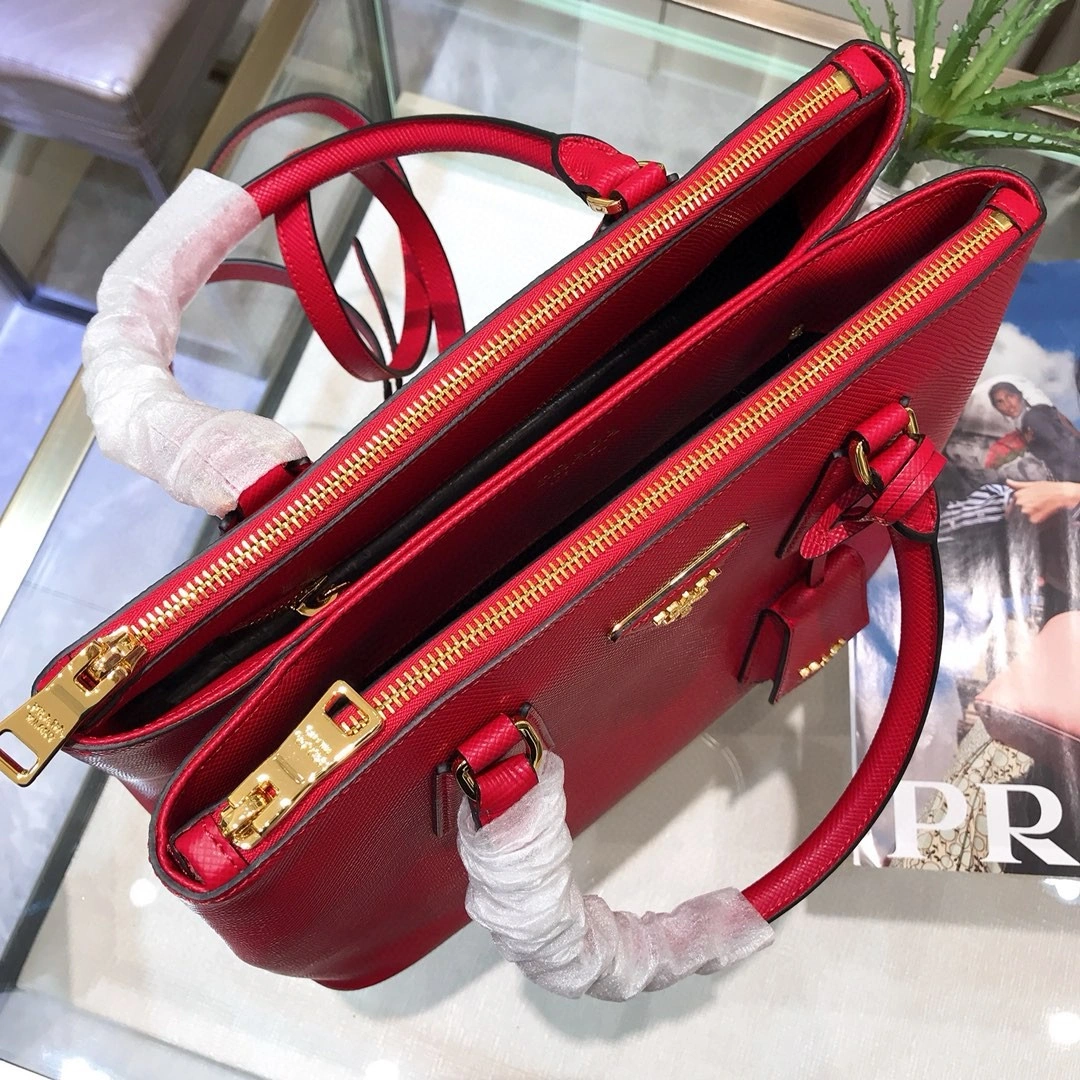 MOMO- 1BA232-2A4A-F068Z-V-OOO Galleria Saffiano item : B-B598E1523W