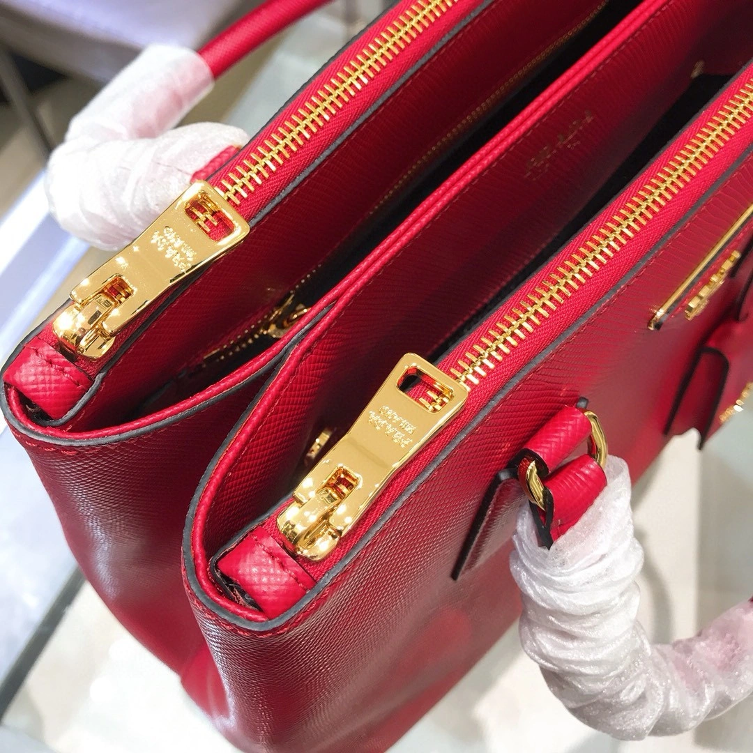MOMO- 1BA232-2A4A-F068Z-V-OOO Galleria Saffiano item : B-B598E1523W