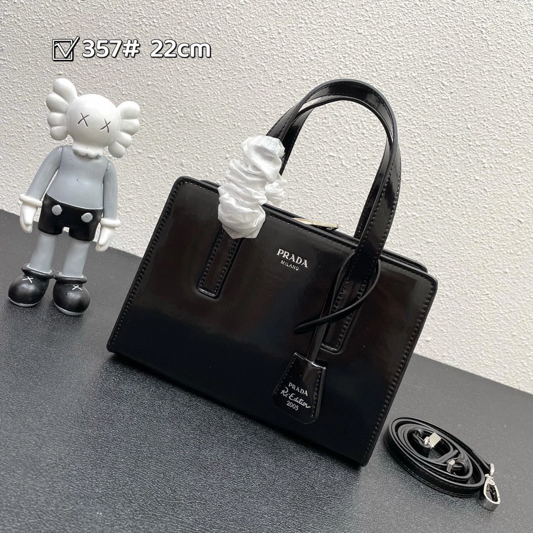 MOMO- 1BA357_ZO6_F0002_V_OOO mini item：B-B000E2411C