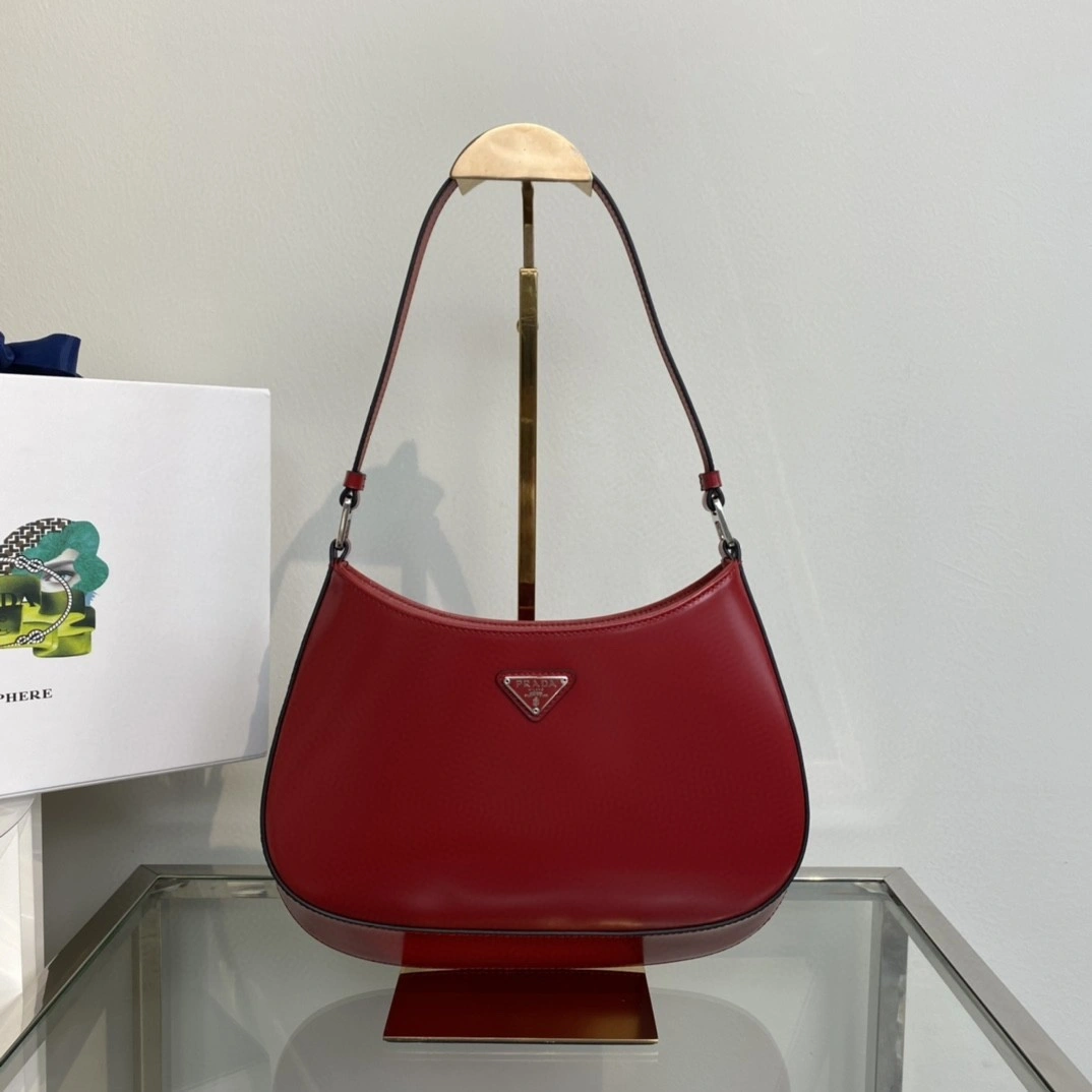 MOMO- 1BC499-VOO-OZO6F-0-2SB Calfskin item : B-B063D1124