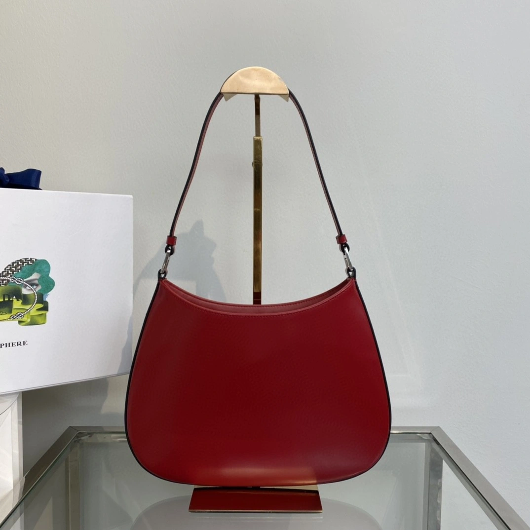 MOMO- 1BC499-VOO-OZO6F-0-2SB Calfskin item : B-B063D1124