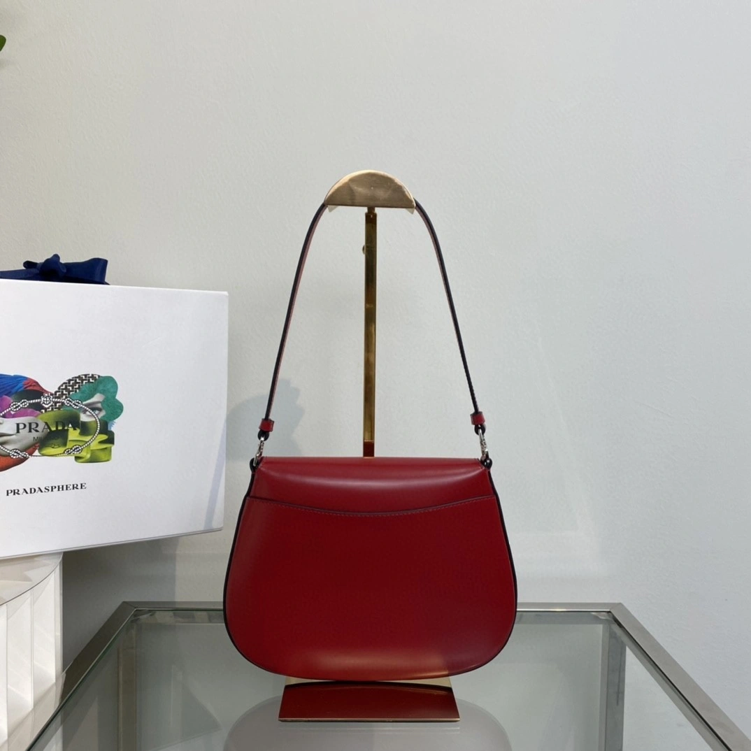 MOMO- 1BD311_ZO6_F02SB_V_OOO Calfskin item : B-B063D1117