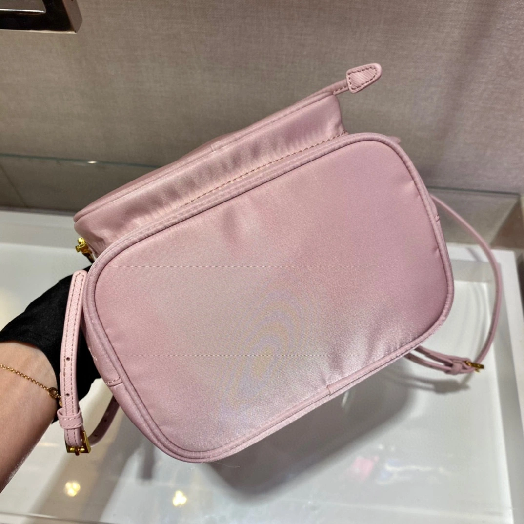 MOMO- 1BH038RV44-F0E18 nylon item：B-B000E2438C