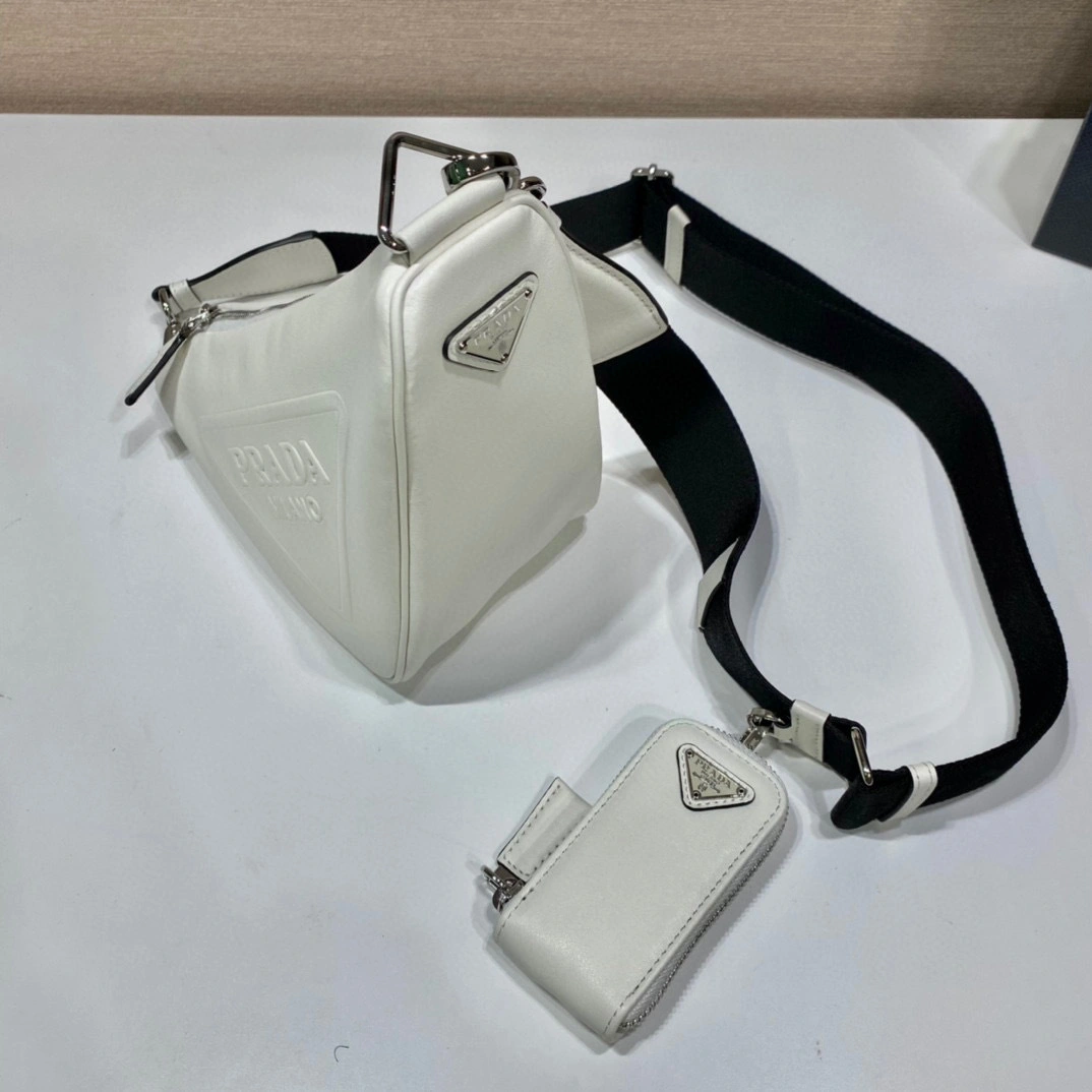 MOMO- 1BH190_2BYA_F0009_V_BRO item：B-B000E2412C