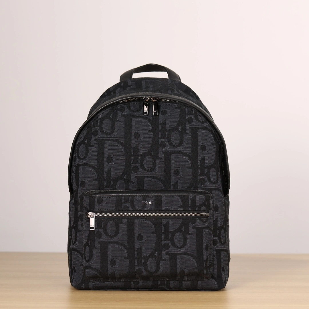 MOMO- 1ESBA088YXL-H03E item:D-B482B1718R