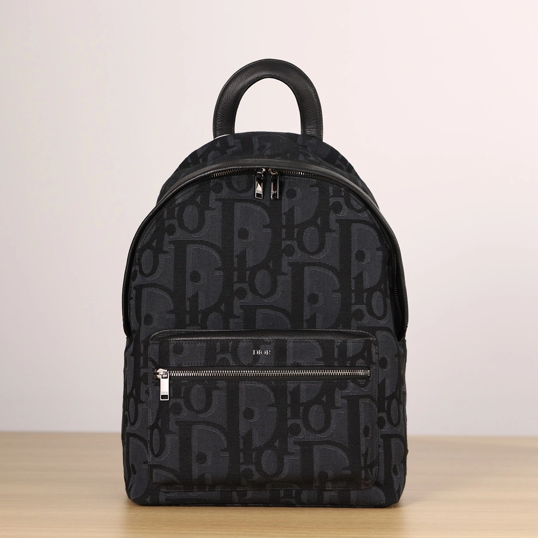 MOMO- 1ESBA088YXL-H03E item:D-B482B1718R