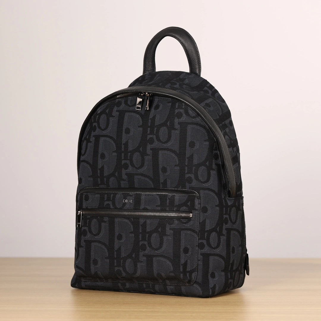 MOMO- 1ESBA088YXL-H03E item:D-B482B1718R