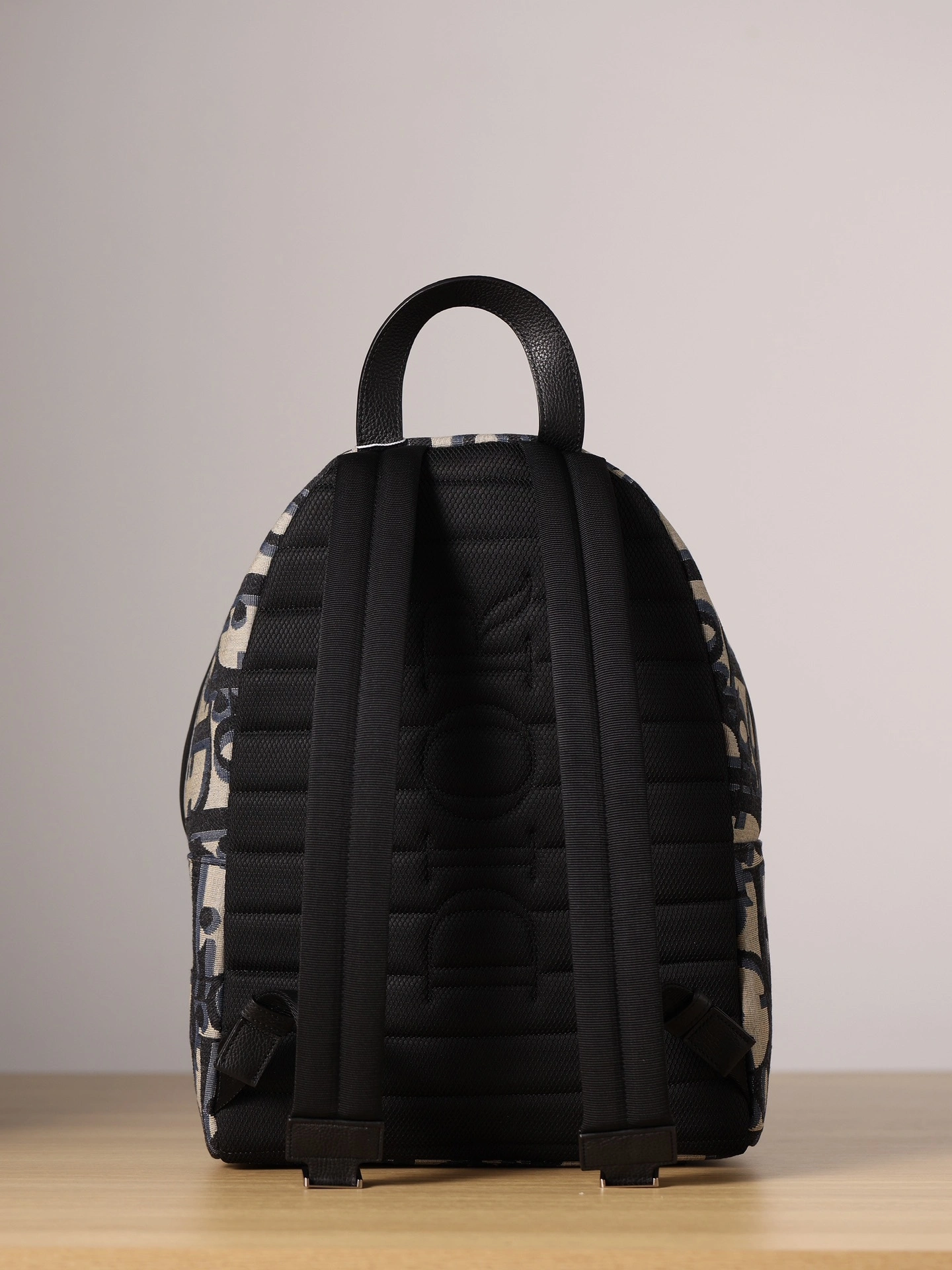 MOMO- 1ESBA088YXL-H27E item:D-B482B1719R
