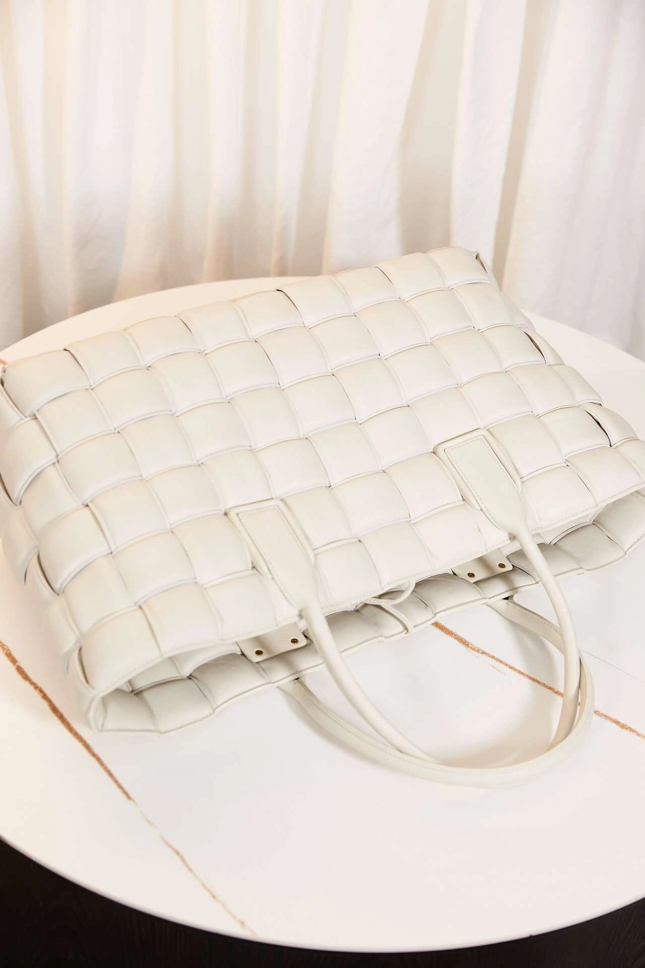 MOMO- 2 colour item：063B218E1020-2