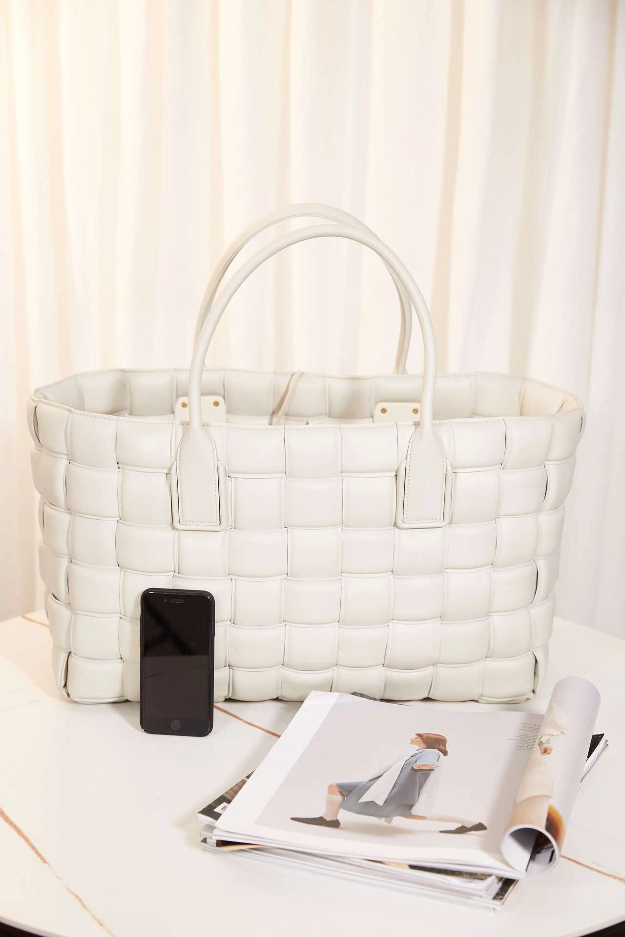 MOMO- 2 colour item：063B218E1020-2