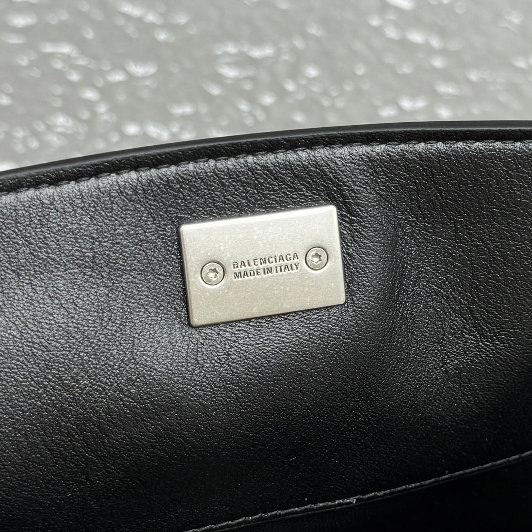 MOMO- 218593i161 7897722AA4U1000 high quality version 𝐑𝐎𝐃𝐄𝐎 item:E-B664G1716