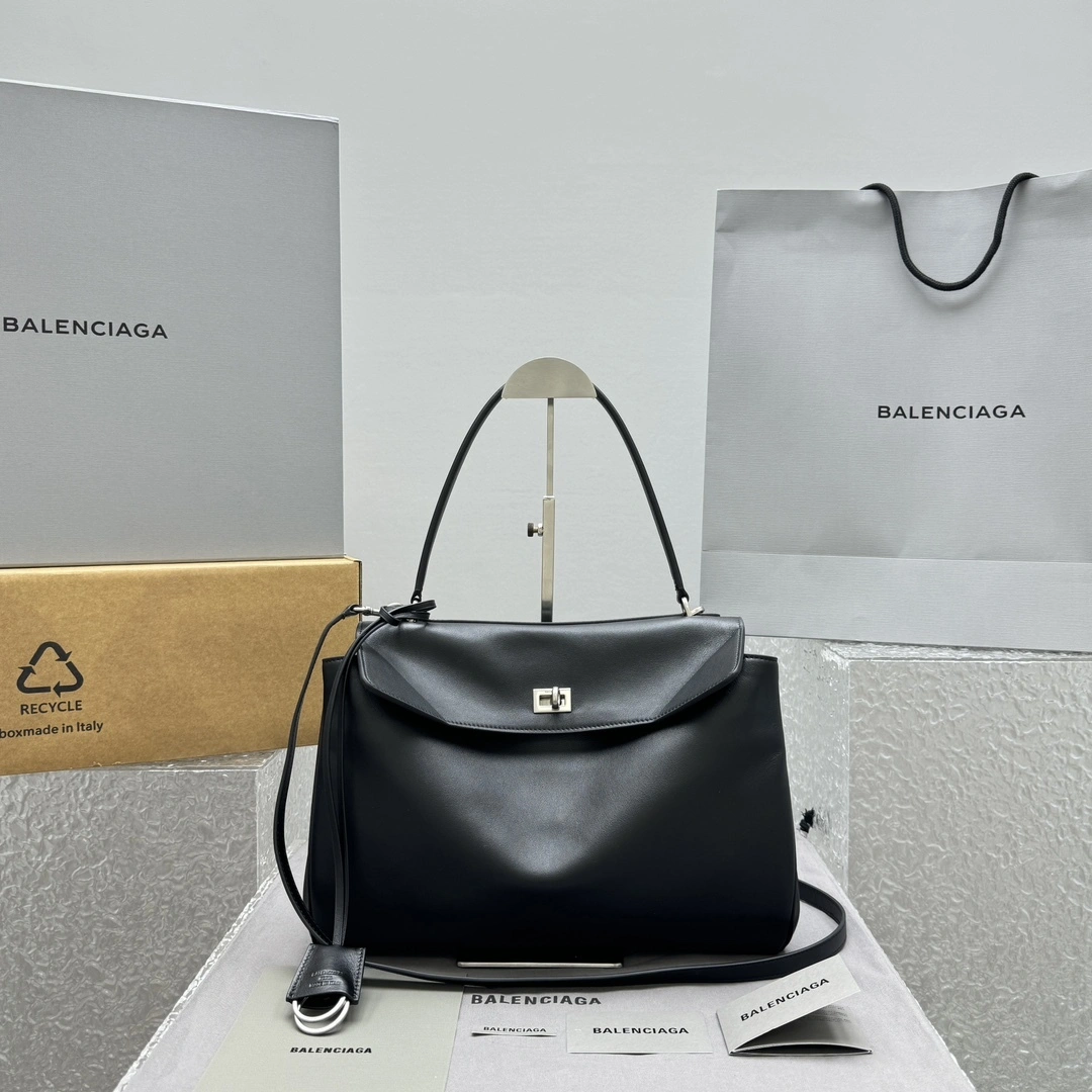 MOMO- 218593i161 7897722AA4U1000 high quality version 𝐑𝐎𝐃𝐄𝐎 item:E-B664G1716