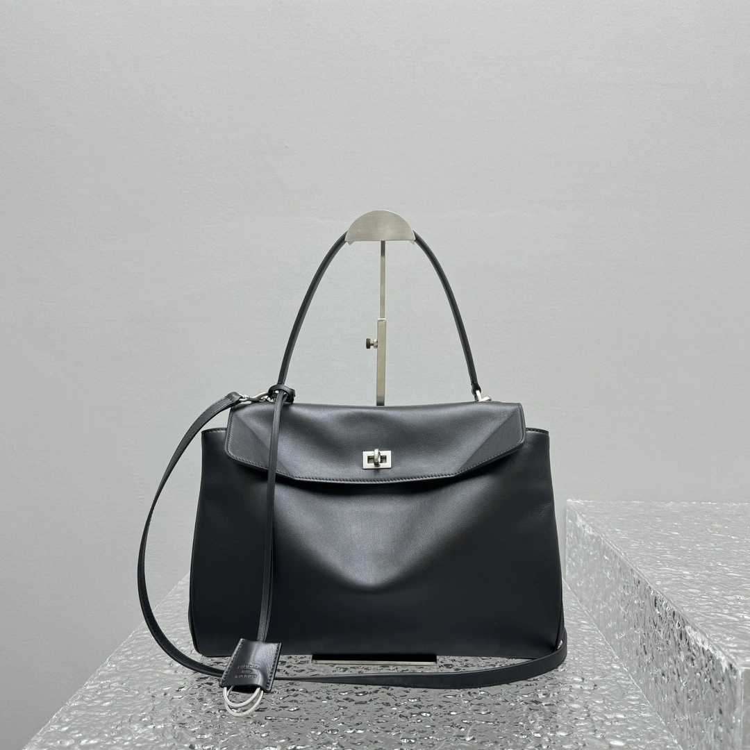 MOMO- 218593i161 7897722AA4U1000 high quality version 𝐑𝐎𝐃𝐄𝐎 item:E-B664G1716