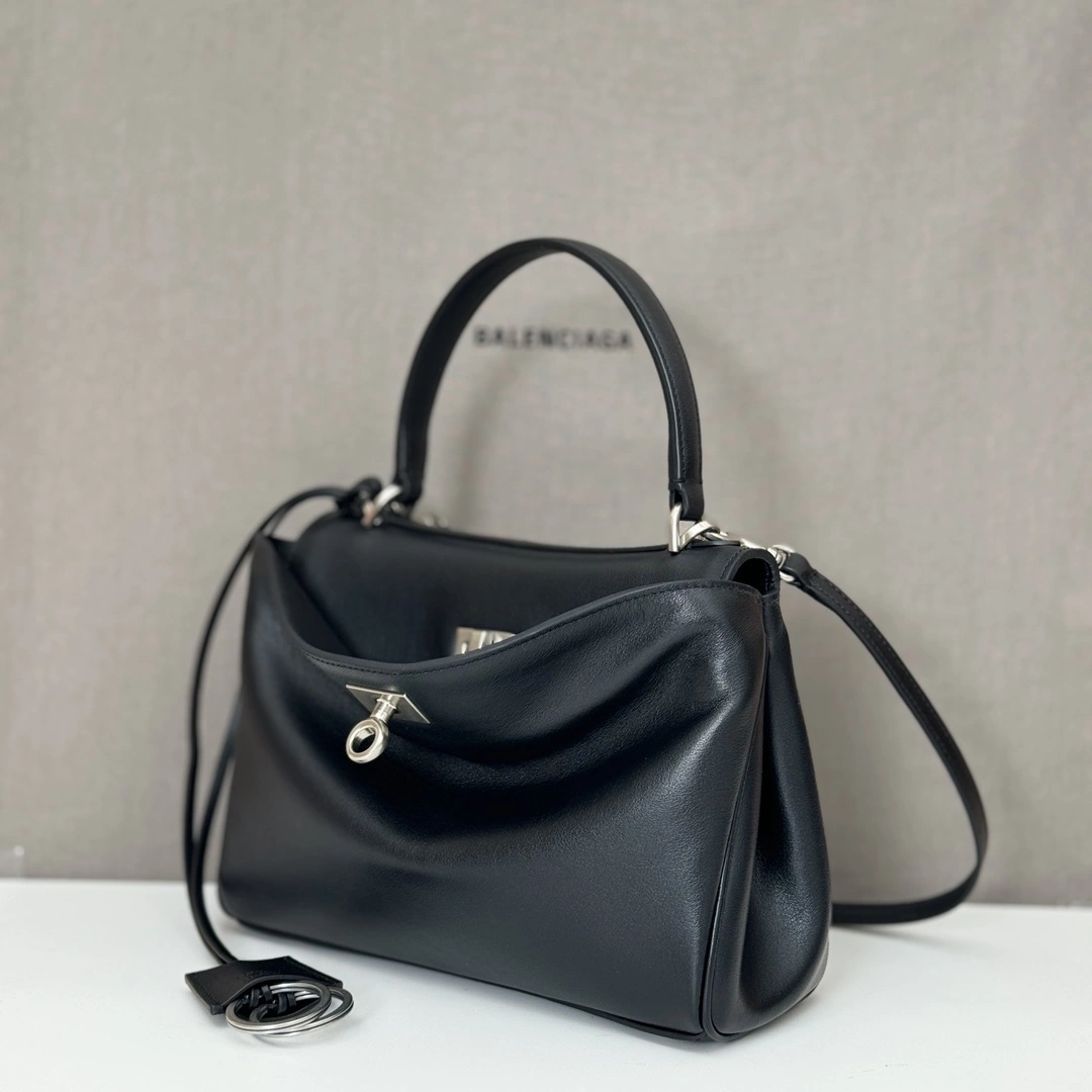 MOMO- 218593i161 7954562AA4U1000 high quality version item:D-B040I2503