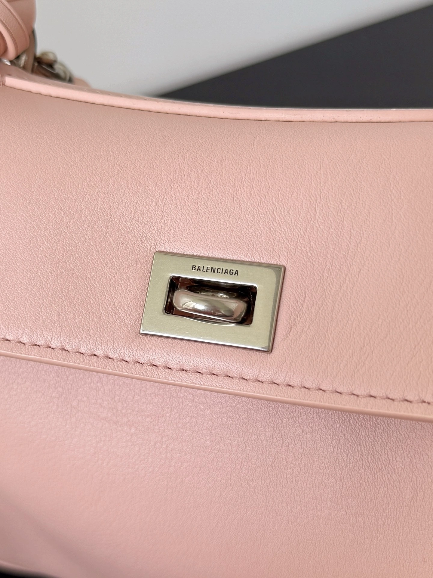 MOMO- 218593i161 7954562AA4U5831 high quality version item:E-B063I1707