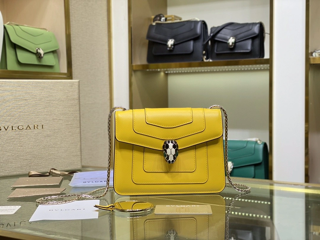MOMO- 289650 Serpenti item : B-B000C1127