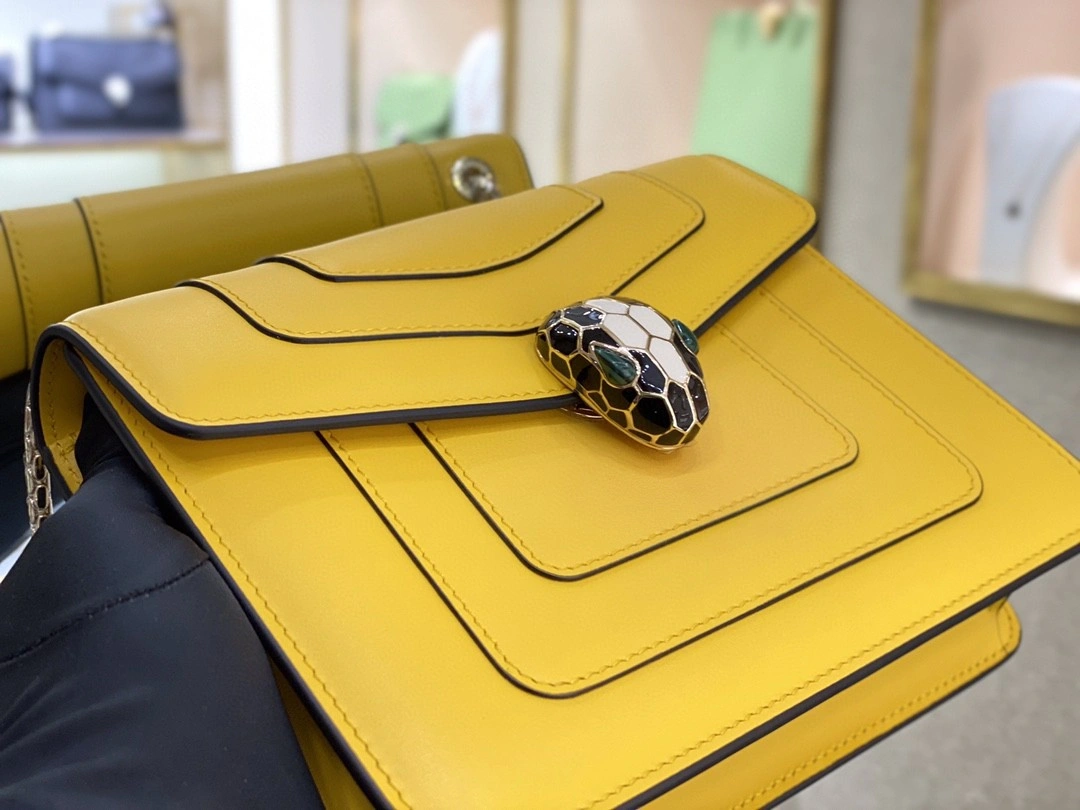 MOMO- 289650 Serpenti item : B-B000C1127