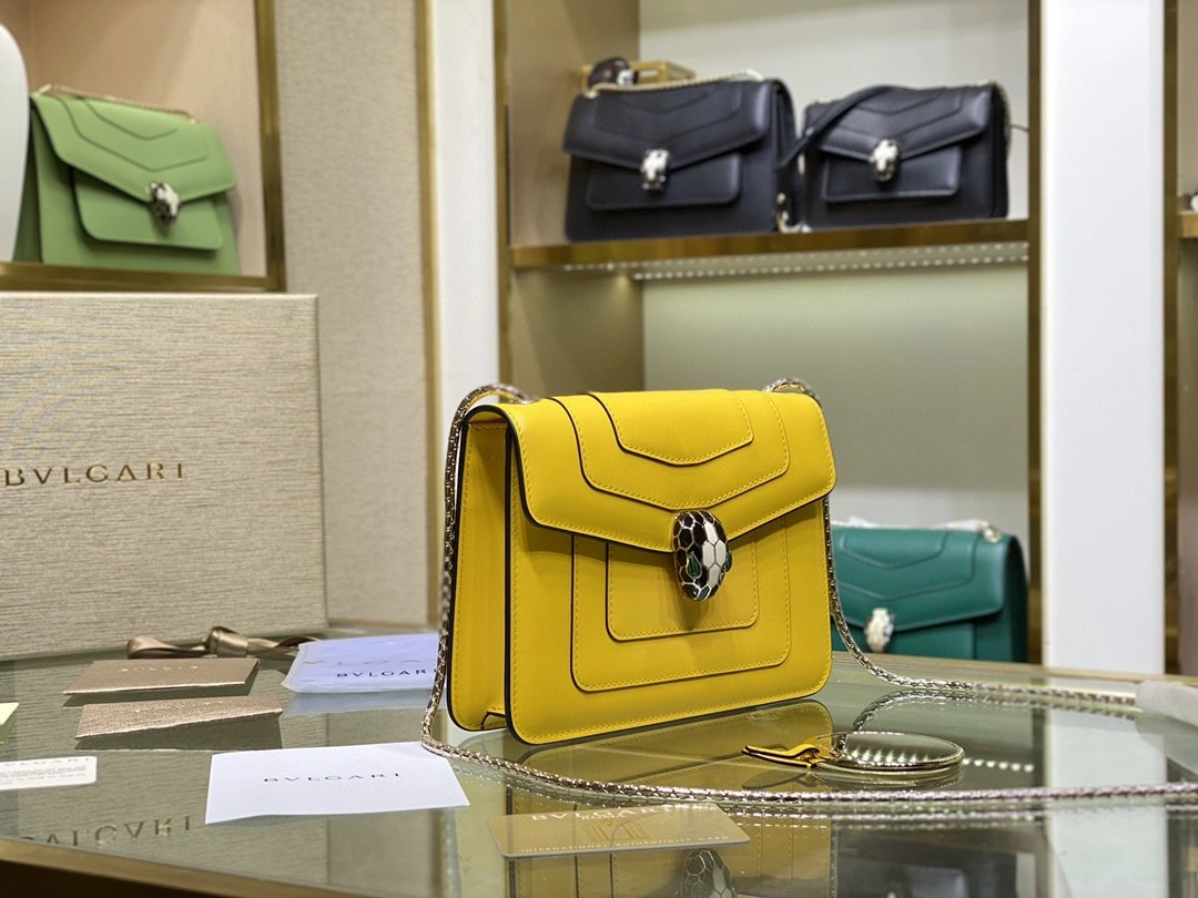 MOMO- 289650 Serpenti item : B-B000C1127