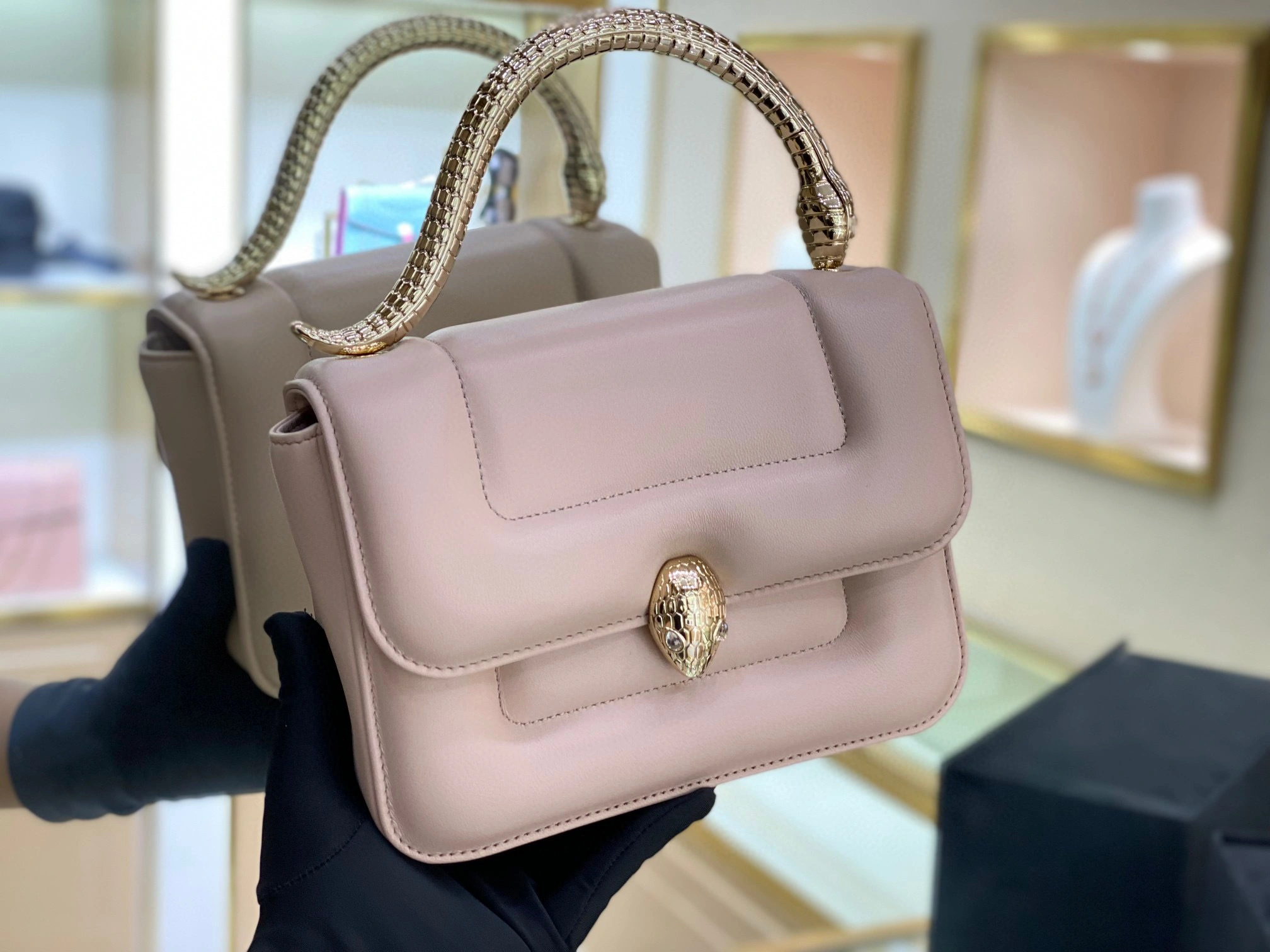 MOMO- 291072 Serpenti Forever item：B-B063G1716C