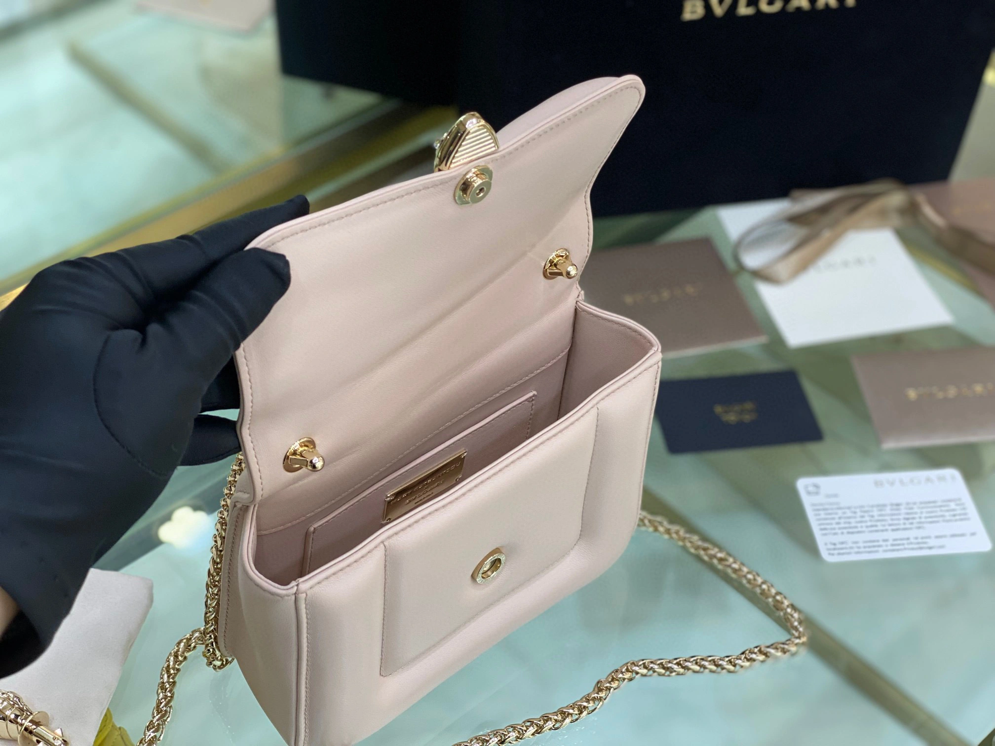 MOMO- 291072 Serpenti Forever item：B-B063G1716C