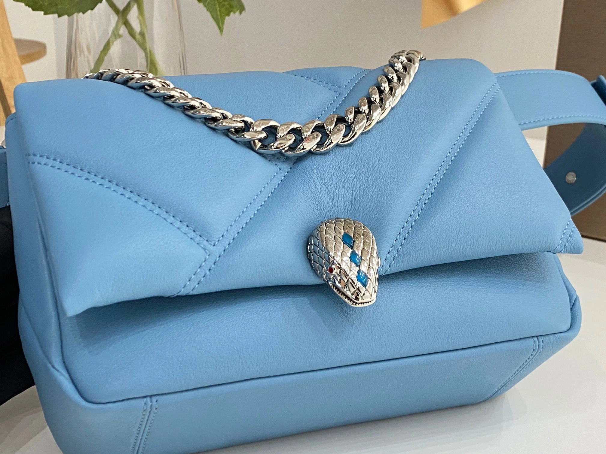 MOMO- 291490 -2022 Serpenti Cabochon item：B-B063F1527C