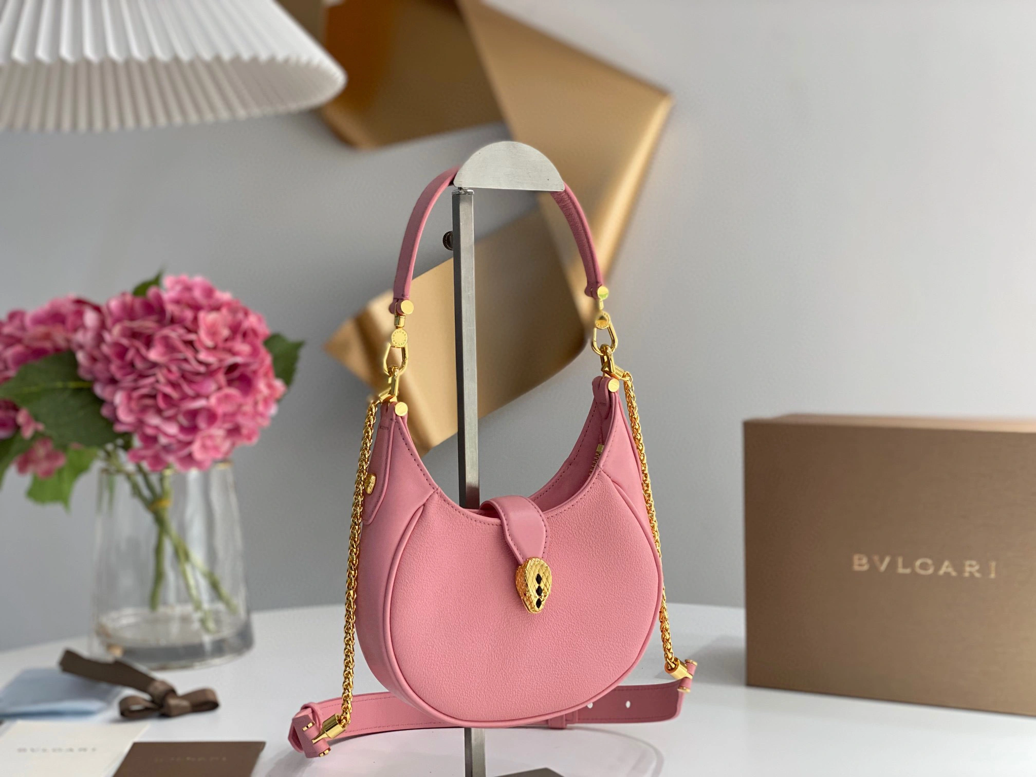 MOMO- 291632 item：B-B063G1720C